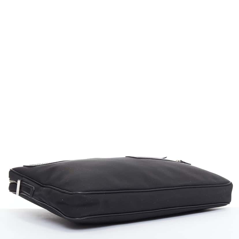 Gucci Pink Wraparound Clutch Black Very good condition - Box View