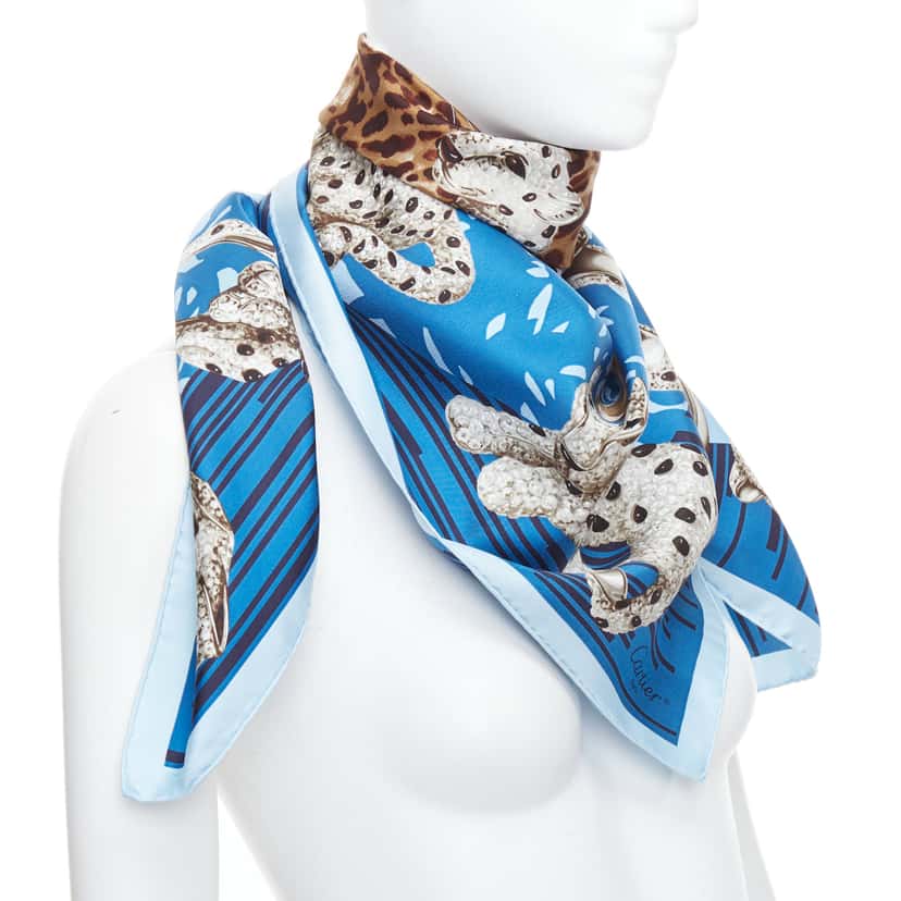 Cartier Leopard Ring Scarf Blue Silk Never worn - Inside View
