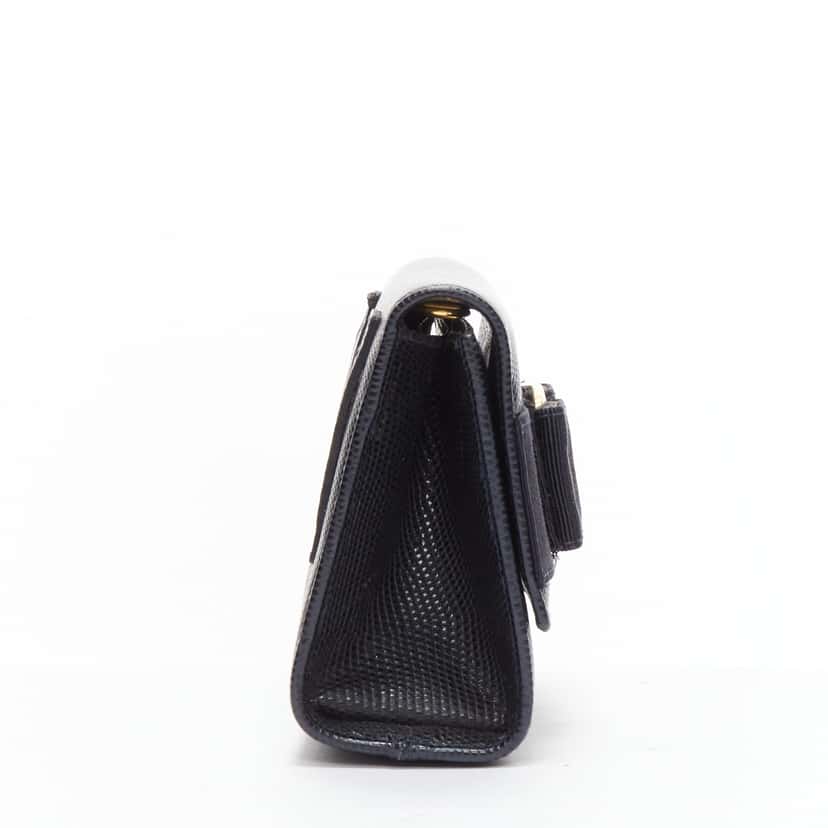 Salvatore Ferragamo Vara Bow Black Leather Very good condition - Model View
