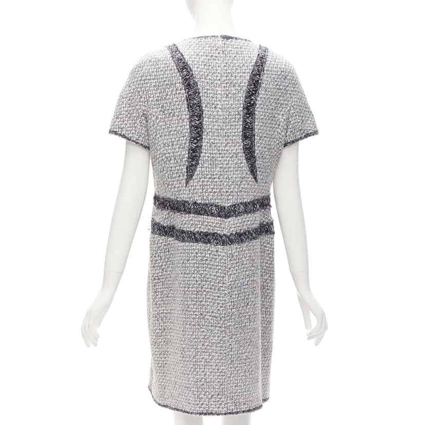 Chanel Panels Tweed Dress Grey Tweed Very good condition - Box View