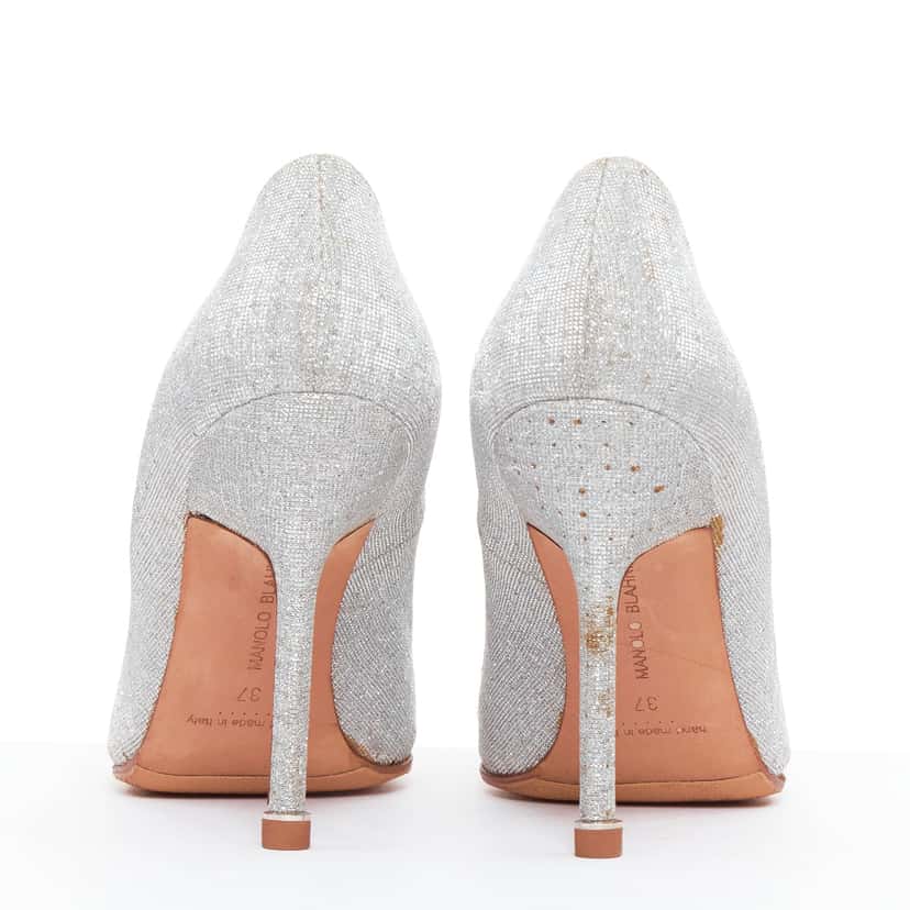 Manolo Blahnik Hangisi 90 Silver Fair condition - Box View