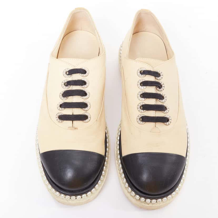 Chanel Leather Pearl Derbies Beige Leather Fair condition - Model View