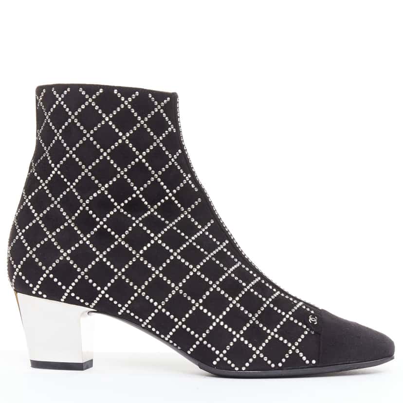 Chanel Point Toe High Boots Black Suede Very good condition - Front View