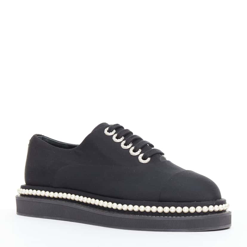 Chanel Pearl Trim Oxfords Black Very good condition - Back View