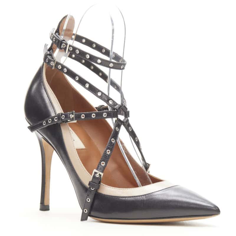 Valentino Garavani Grommet Harness Pumps Black Leather Very good condition - Front View
