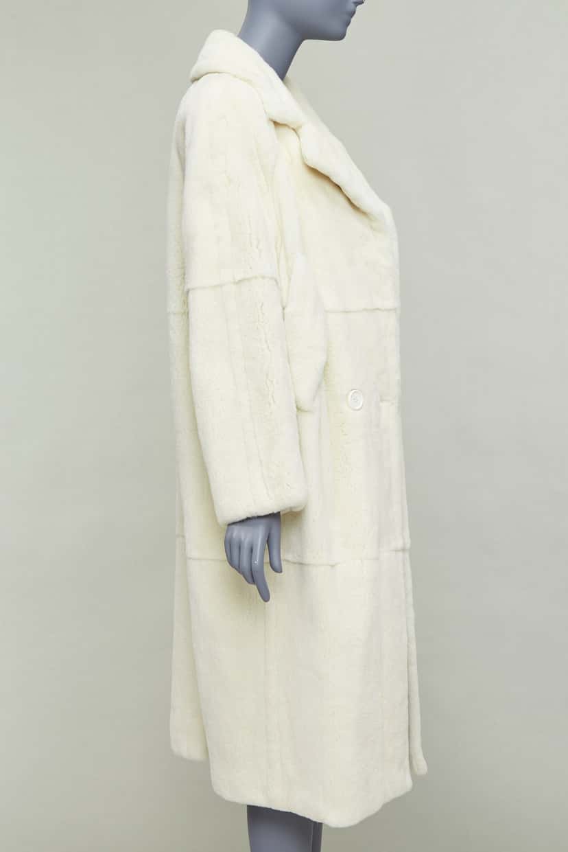 Unsigned Patchwork Fur Long Coat Beige Fur Good condition - Model View