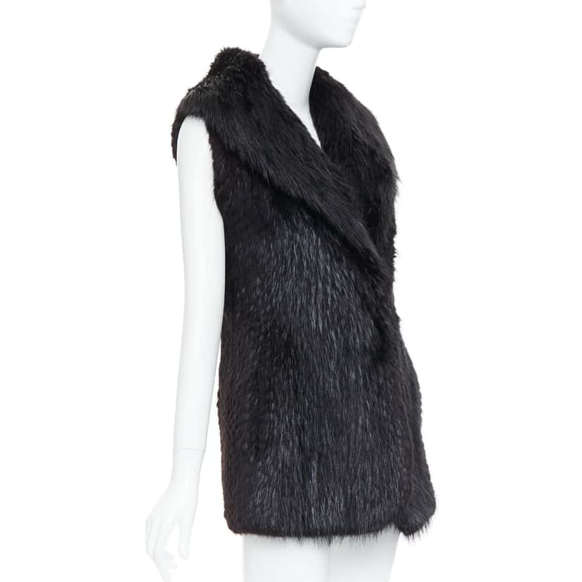 Unsigned Brown Fur Hook Coat Black Fur Very good condition - Model View