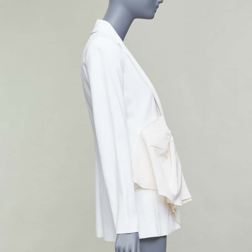 Carolina Herrera Draped Fitted Blazer Beige Viscose Good condition - Model View