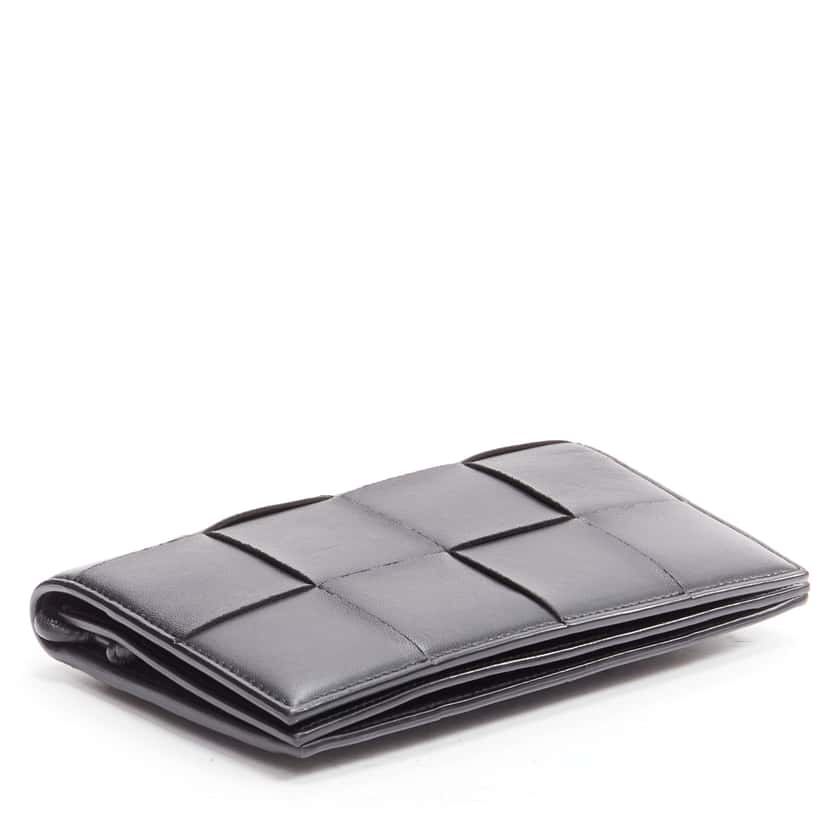 Bottega Veneta Cassette Black Leather Good condition - Model View