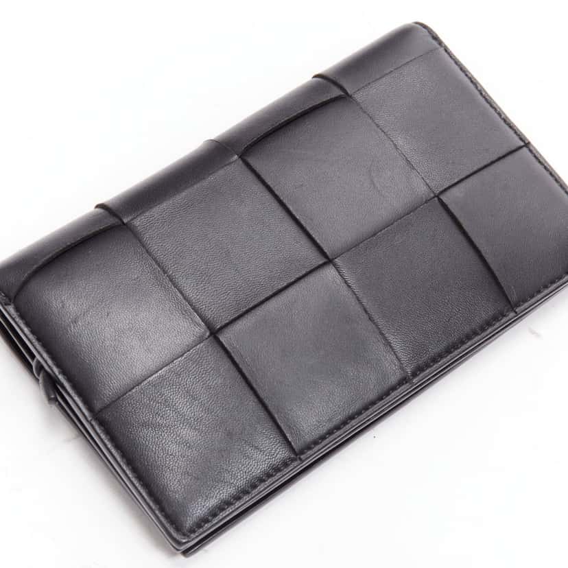 Bottega Veneta Cassette Black Leather Good condition - Box View