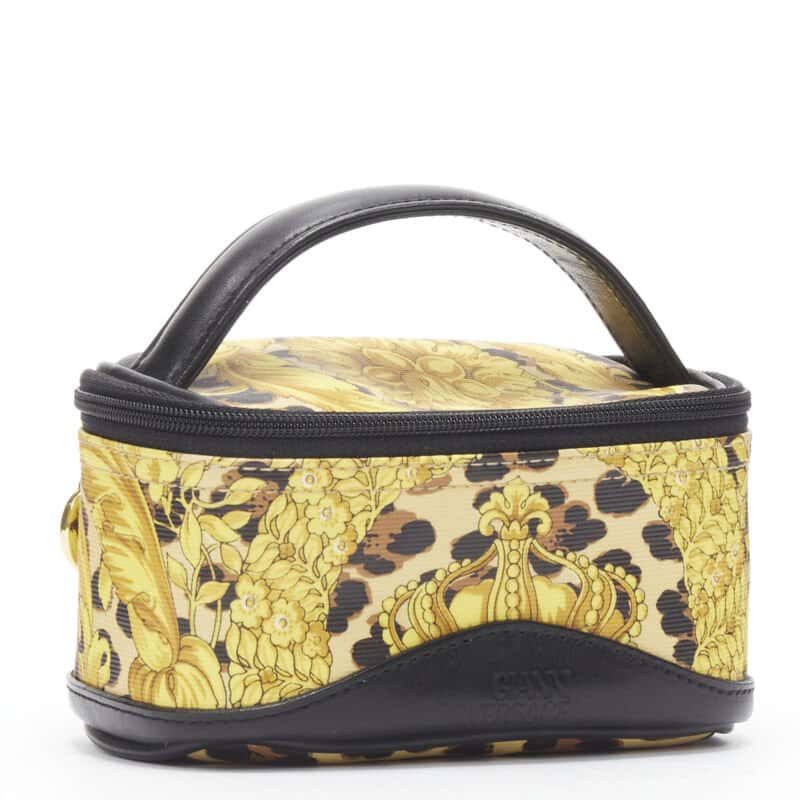 Gianni Versace Gold M Wristlet Gold Very good condition - Inside View