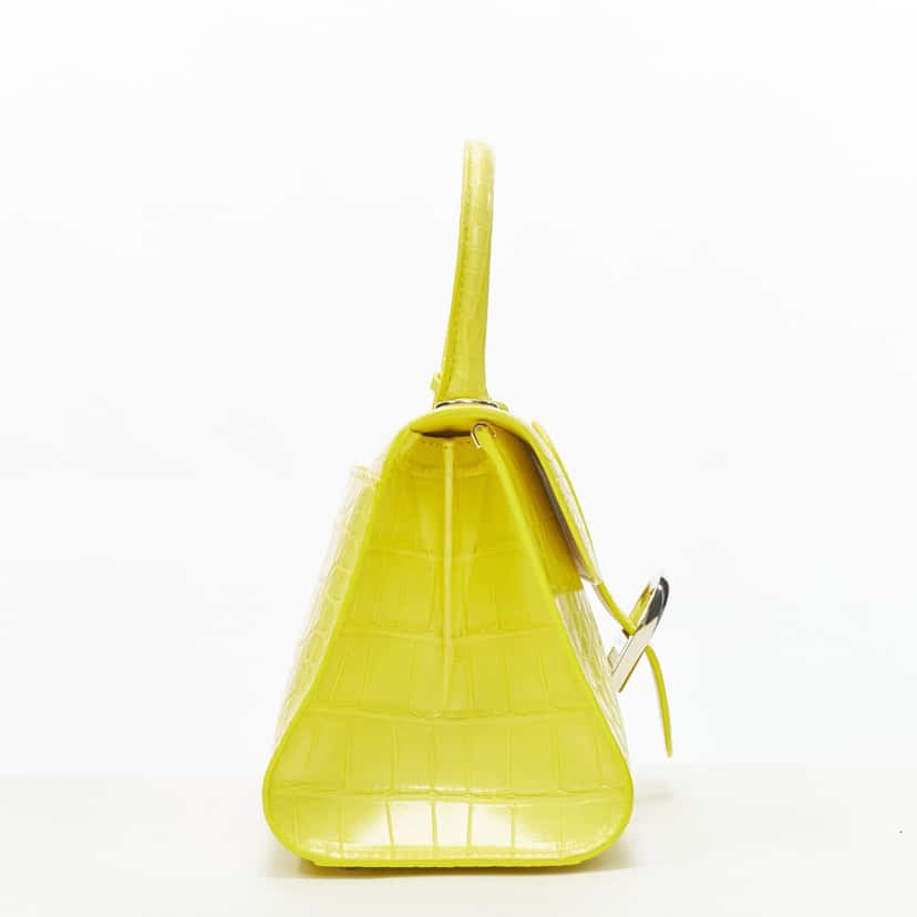 Delvaux Tempete Papillon Bag Yellow Leather Never worn - Model View