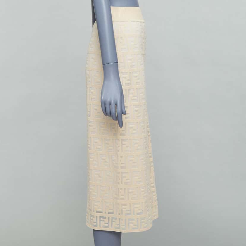 Fendi Zucca Knit Skirt Beige Cotton Very good condition - Model View