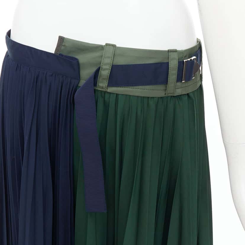 Sacai Deconstructed Pleated Skirt Green Polyester Very good condition - Back View