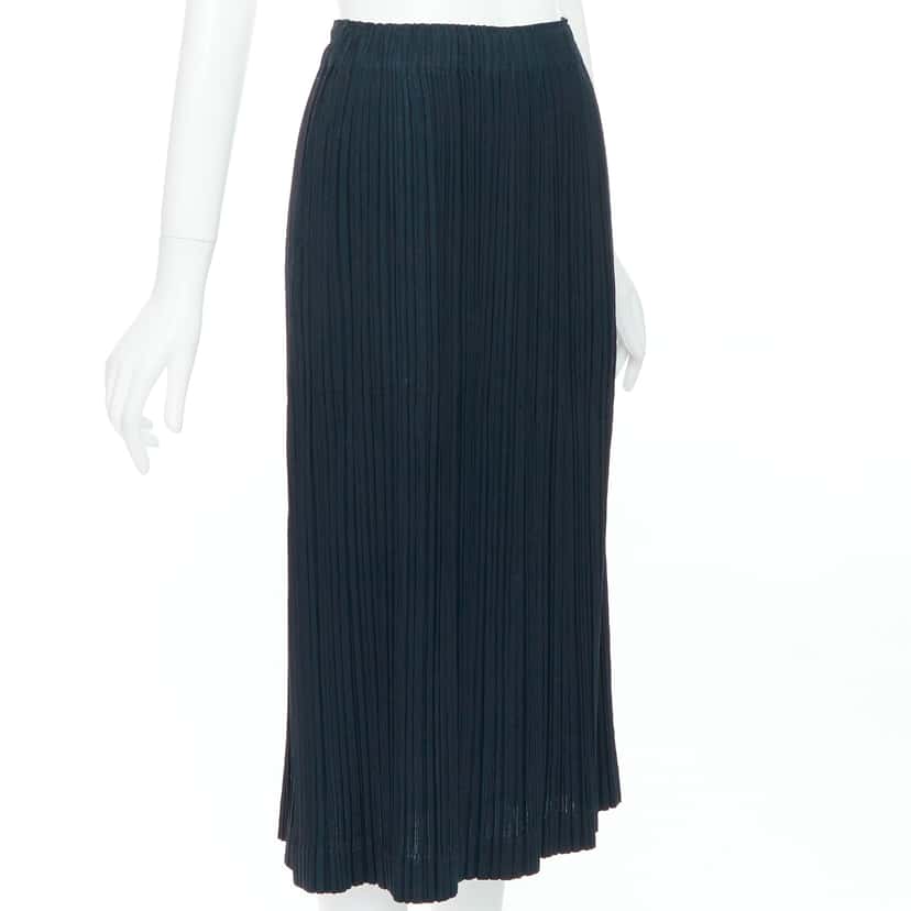 Issey Miyake Pleated Wool Skirt Black Wool Very good condition - Inside View