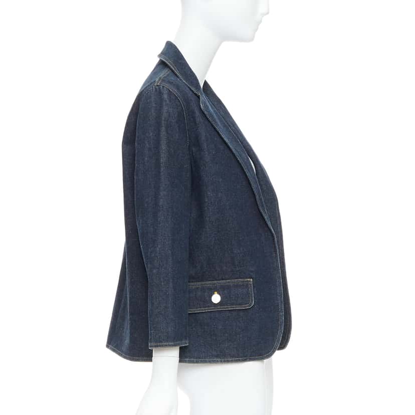 Chanel Indigo Denim Blazer Blue Very good condition - Model View