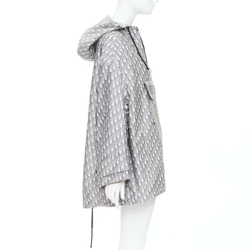 Dior Hooded Anorak Grey Polyester Never worn, with tag - Model View