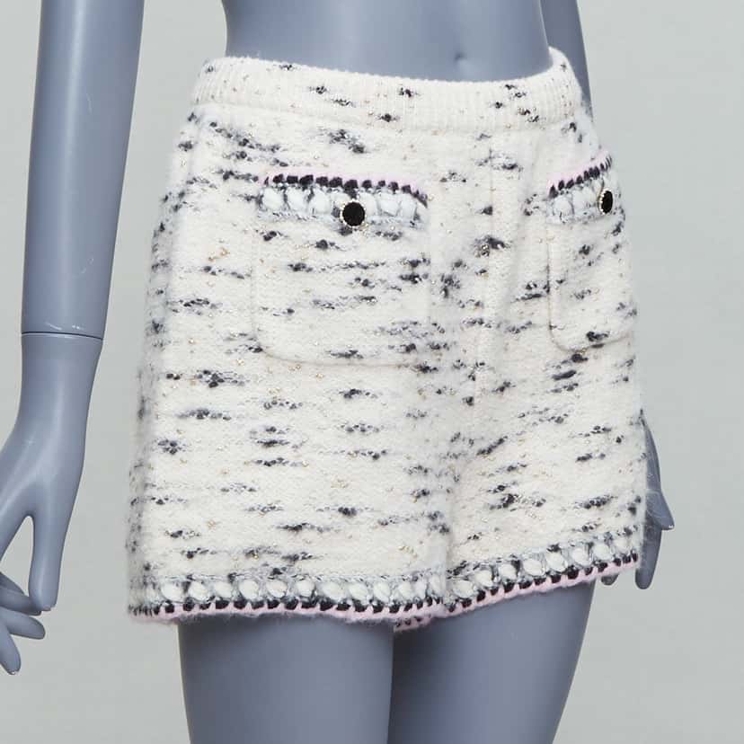 Chanel Tweed Knit Shorts Beige Wool Very good condition - Inside View