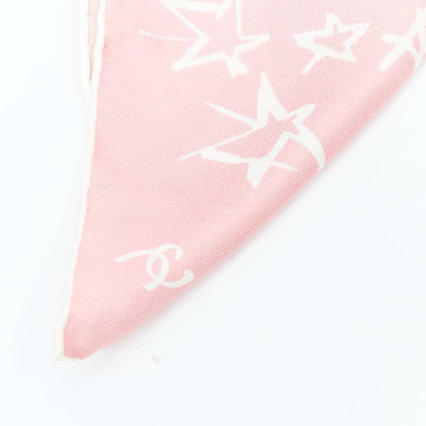 Chanel Silk Star Scrunchie Pink Very good condition - Inside View