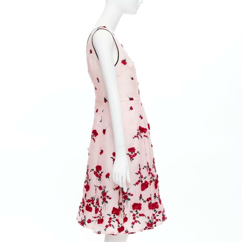Oscar De La Renta Carnation Rose Dress Pink Silk Never worn - Model View