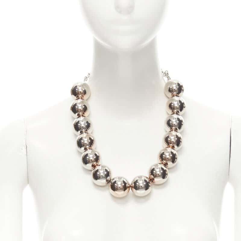 Oscar De La Renta Beaded Ball Necklace Silver Good condition - Front View