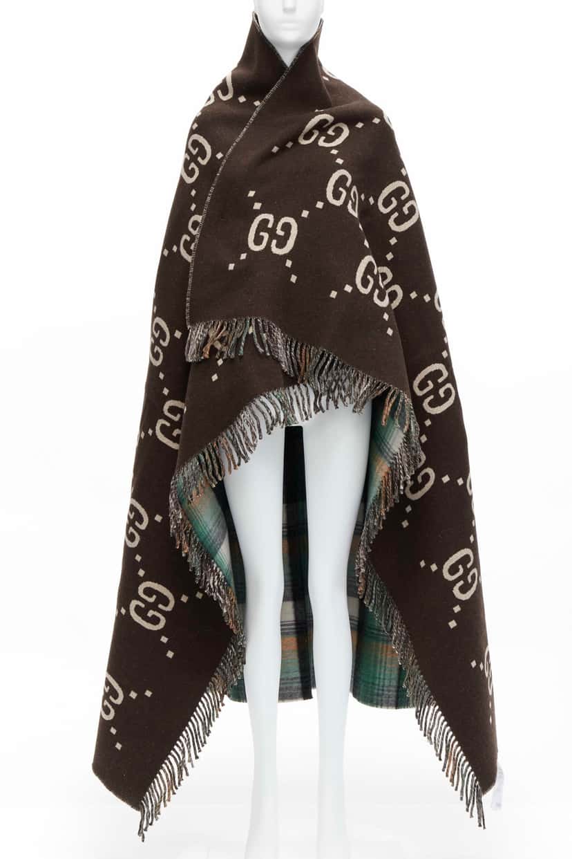 Gucci Plaid Blanket Scarf Green Wool Never worn - Front View