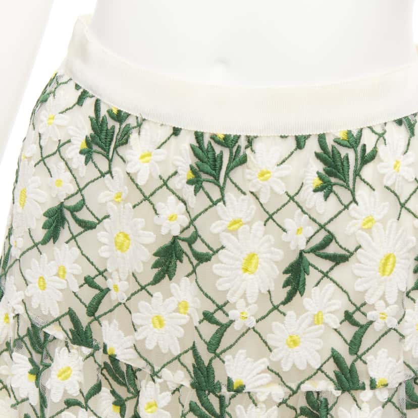 Giambattista Valli Daisy Embroidered Skirt White Cotton Never worn - Back View