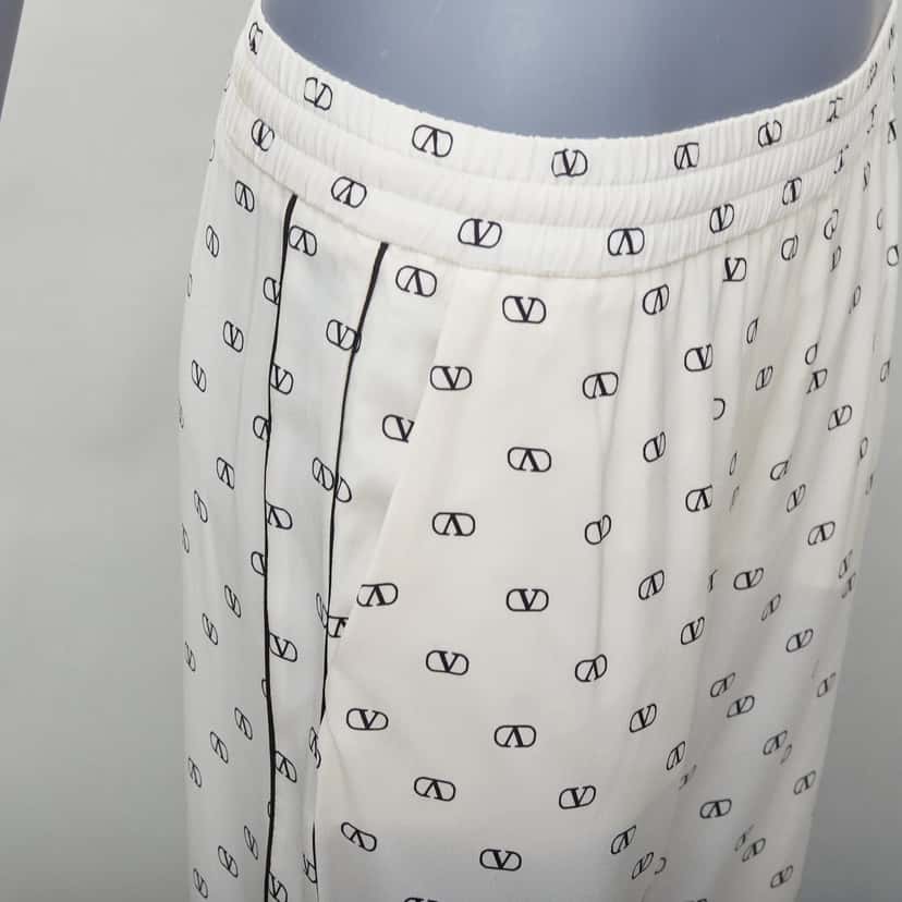 Valentino Garavani Trim Waist Pants Ecru Silk Never worn - Back View