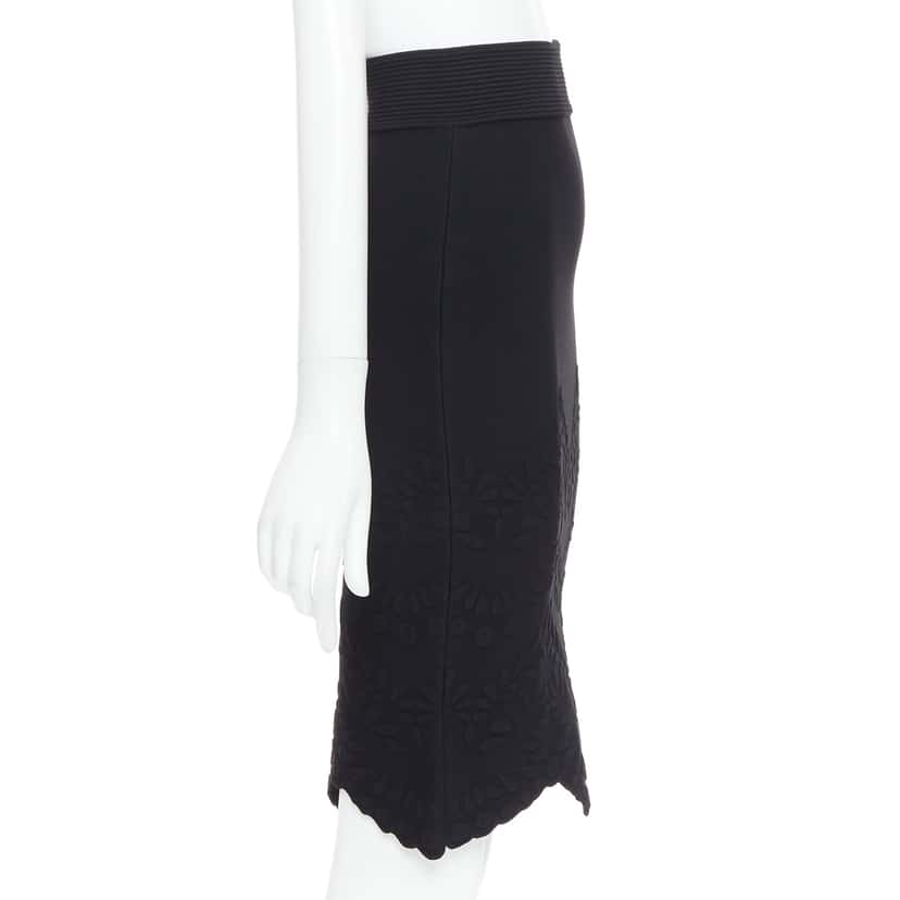 Alexander McQueen Jacquard Pencil Skirt Black Viscose Very good condition - Model View