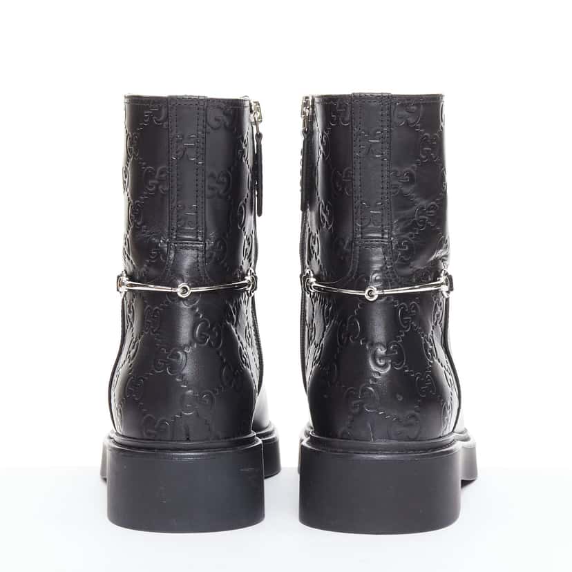 Gucci P00963900 Black Leather Very good condition - Box View