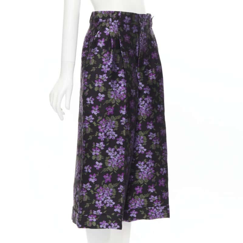 Gucci Grosgrain Pleated Shorts Purple Polyester Never worn, with tag - Inside View