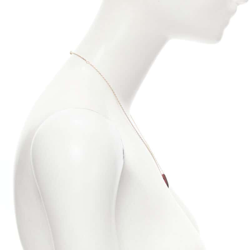 Hermès Chain Pendant Necklace Other Never worn, with tag - Model View