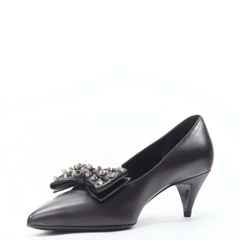 Saint Laurent Studded Bow Pumps Black Leather Never worn - Model View