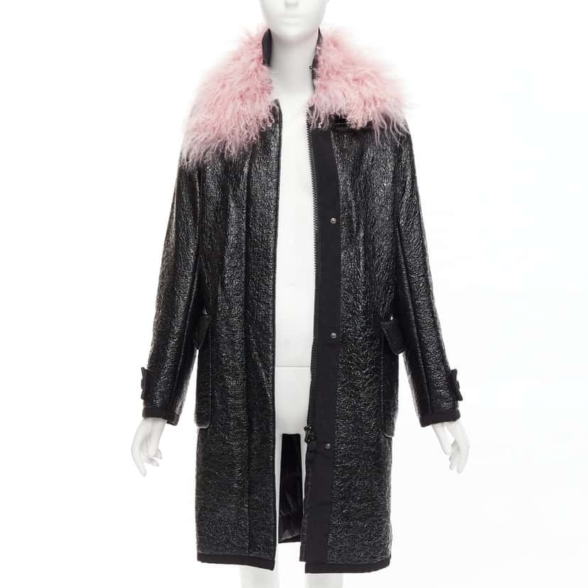 Moncler Pink Fur Wool Coat Black Fur Never worn - Inside View
