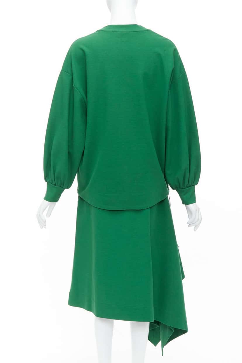 Hyke Pullover Skirt Set Green Cotton Very good condition - Model View