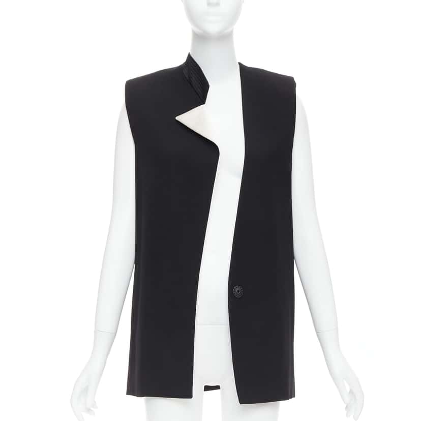 Lanvin Black Padded Boxy Vest Black Wool Never worn - Inside View