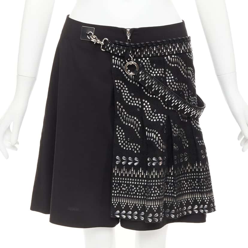 Louis Vuitton Lace Gothic Shorts Black Wool Never worn - Front View