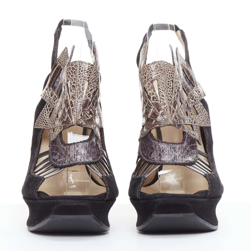 Nicholas Kirkwood Scaled Platform Sandals Black Leather Very good condition - Inside View