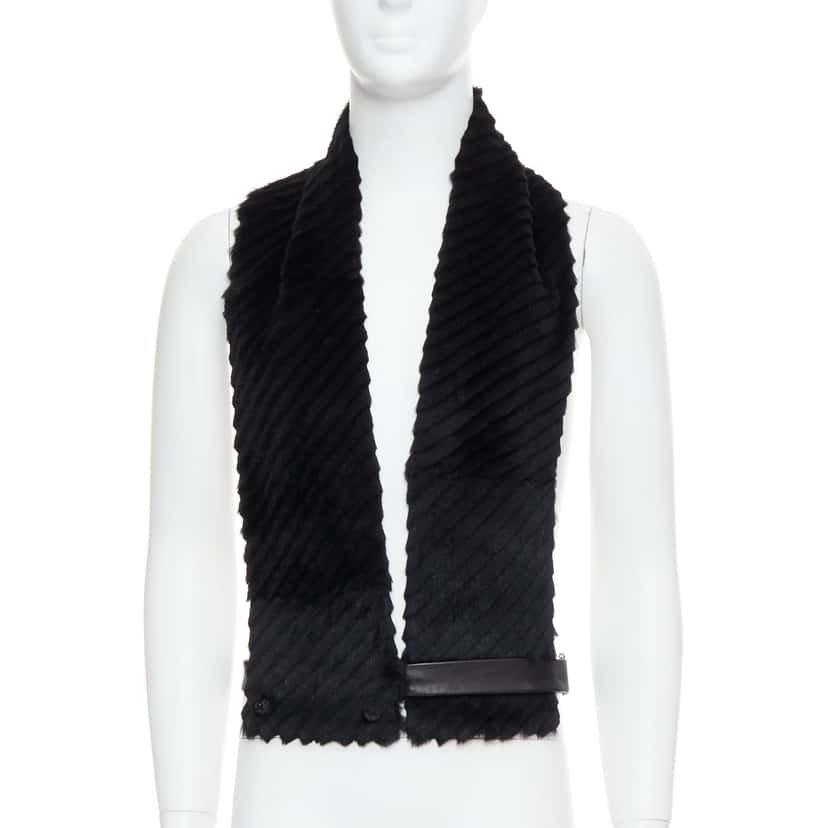 Versace Fur Belt Scarf Vest Black Very good condition - Front View