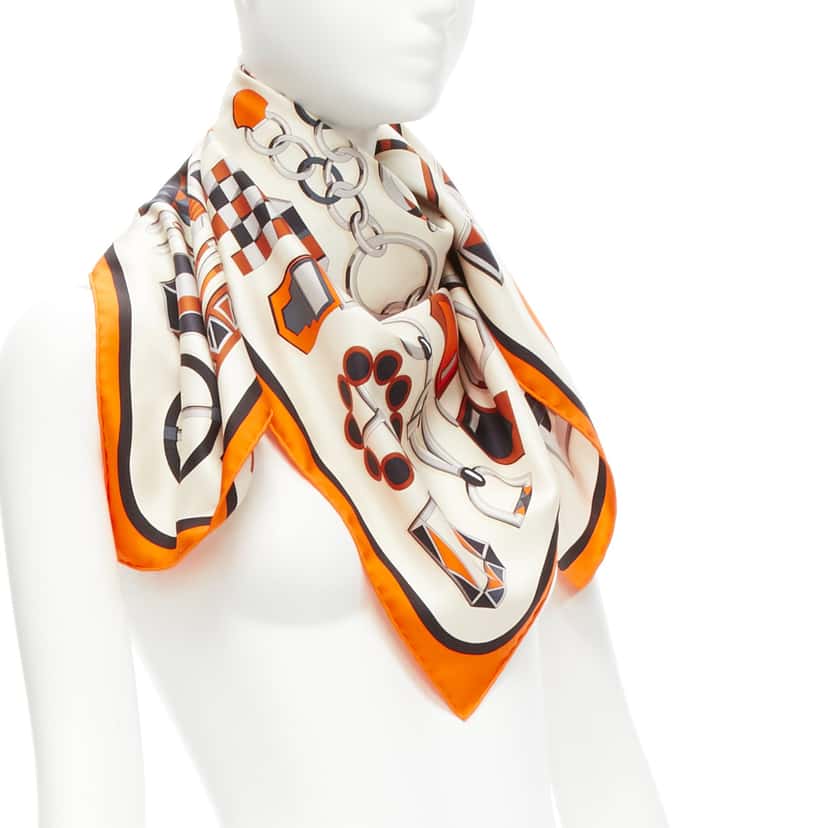 Hermès H Buckle Scarf Orange Silk Never worn - Inside View
