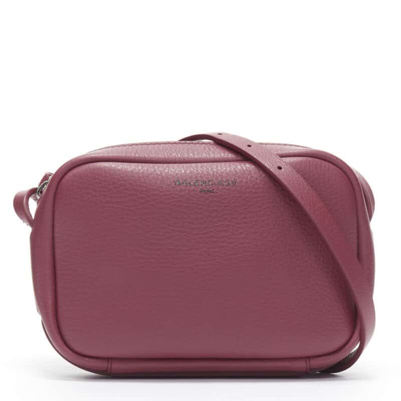 Balenciaga Black Logo Camera Bag Red Leather Never worn - Front View