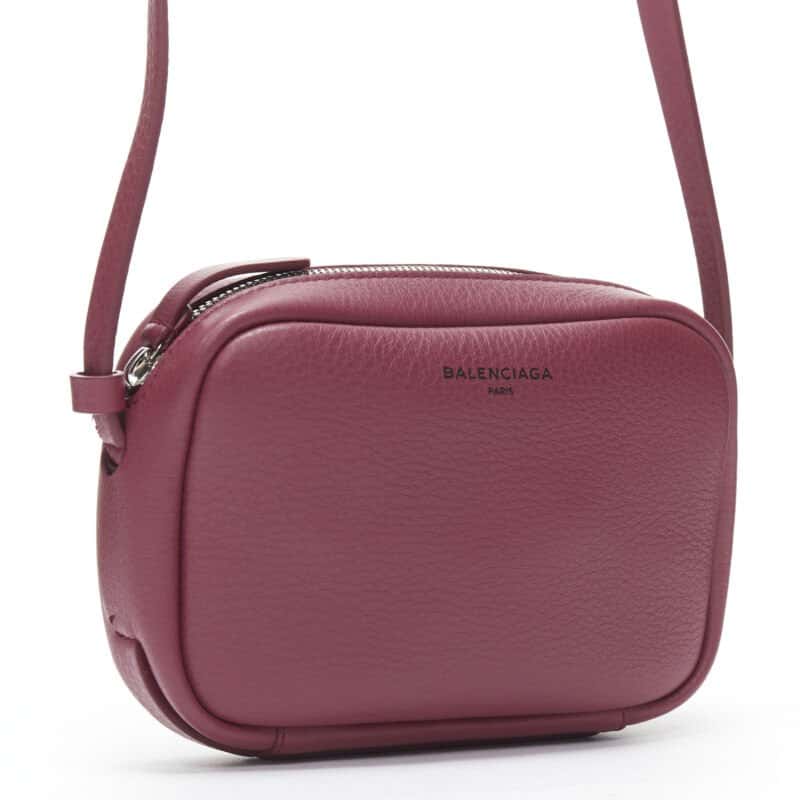 Balenciaga Black Logo Camera Bag Red Leather Never worn - Inside View