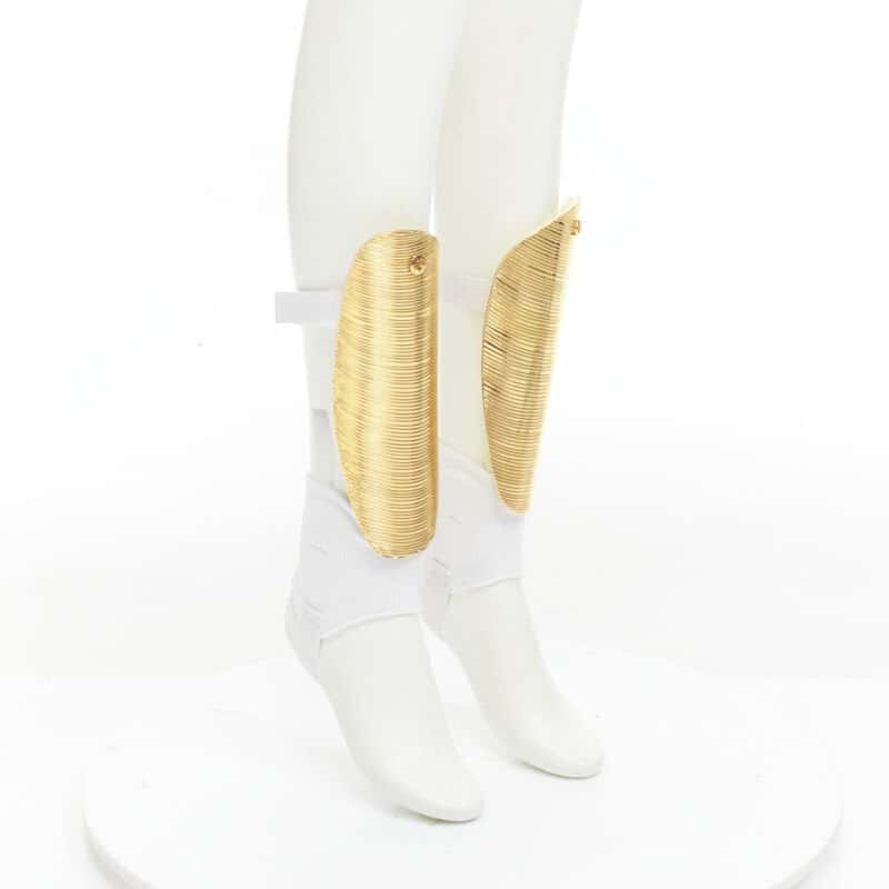 Gucci GG Shin Guards Gold Metal Fair condition - Inside View