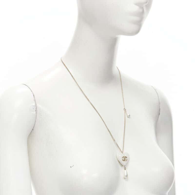 Chanel Heart Drop Necklace White Metal Never worn - Inside View