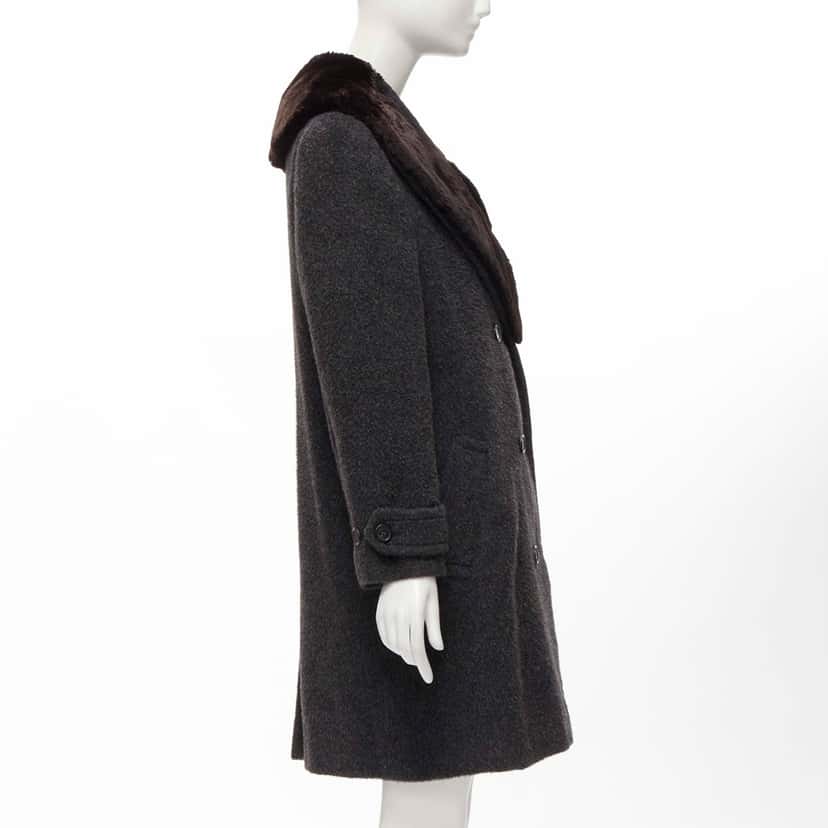 Gucci Grey Alpaca Coat Grey Very good condition - Box View