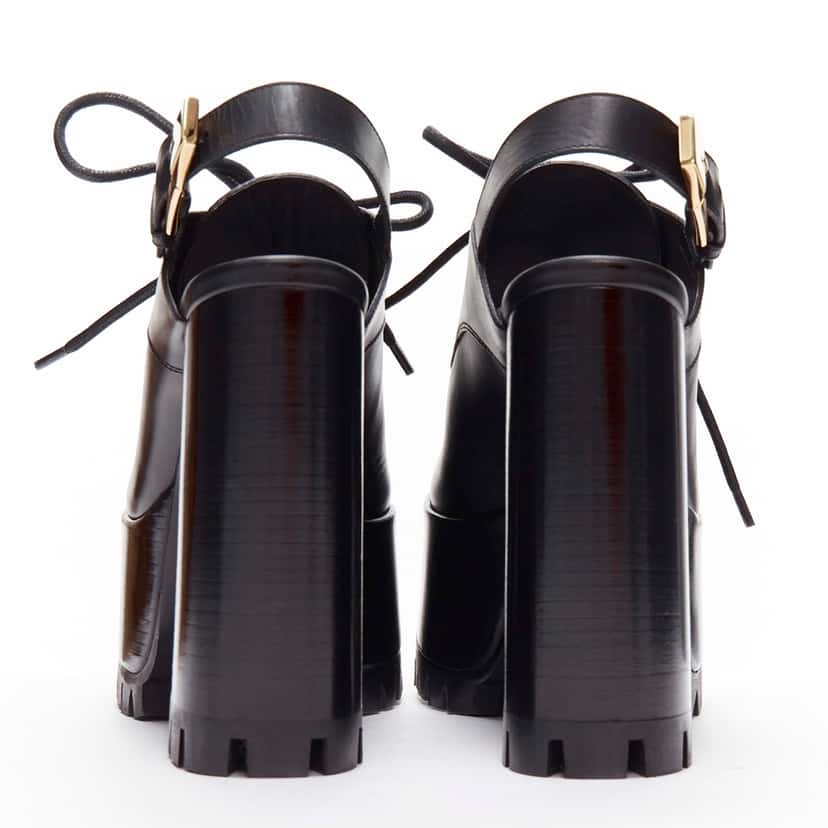 Versace Gold Buckle Loafers Black Leather Never worn - Box View