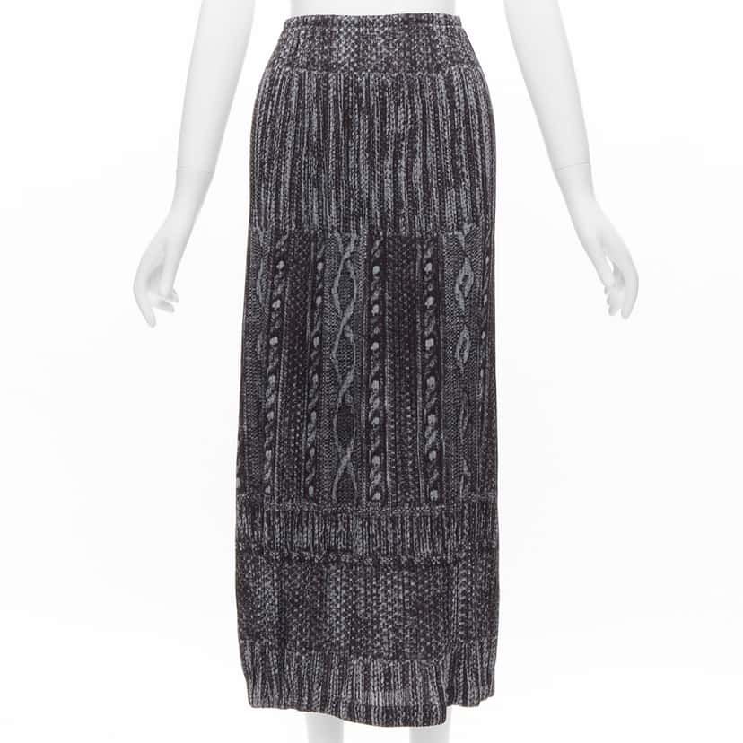 Issey Miyake Cable Knit Skirt Grey Polyester Never worn - Front View