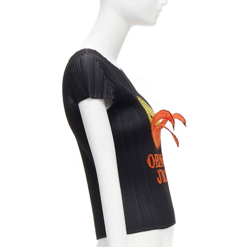 Issey Miyake Juice Peelable Top Black Polyester Very good condition - Model View