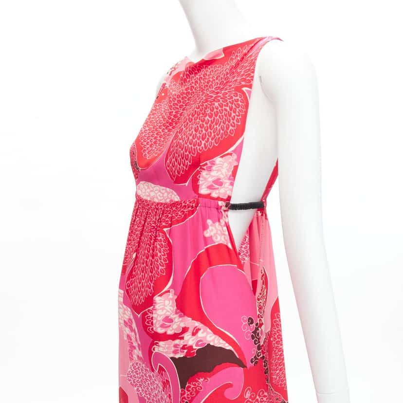 Gucci Floral Cutout Dress Red Silk Never worn - Back View