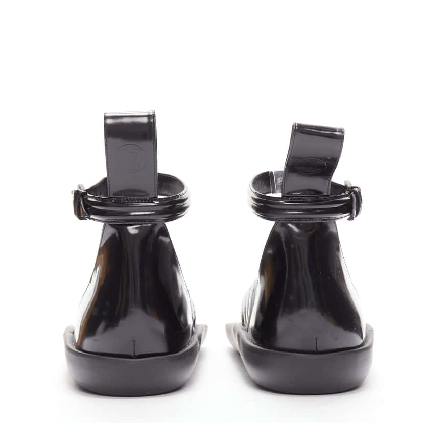 Louis Vuitton Leather Geta Sandals Black Leather Very good condition - Box View